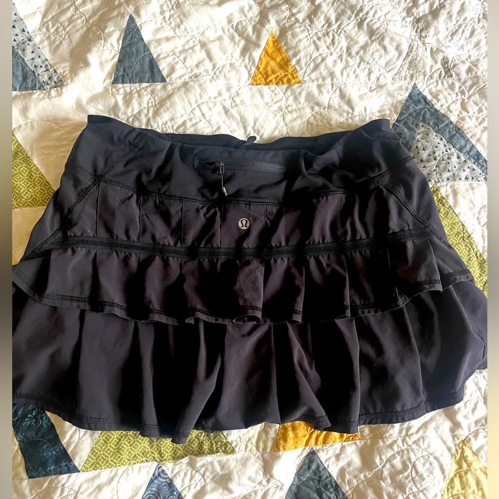 Lululemon black tennis skirt (with interior shorts)